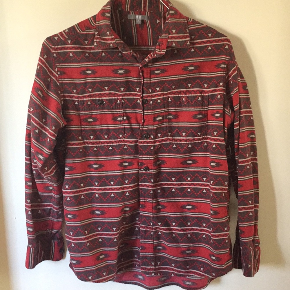 UNIQLO Southwestern Print Button Down